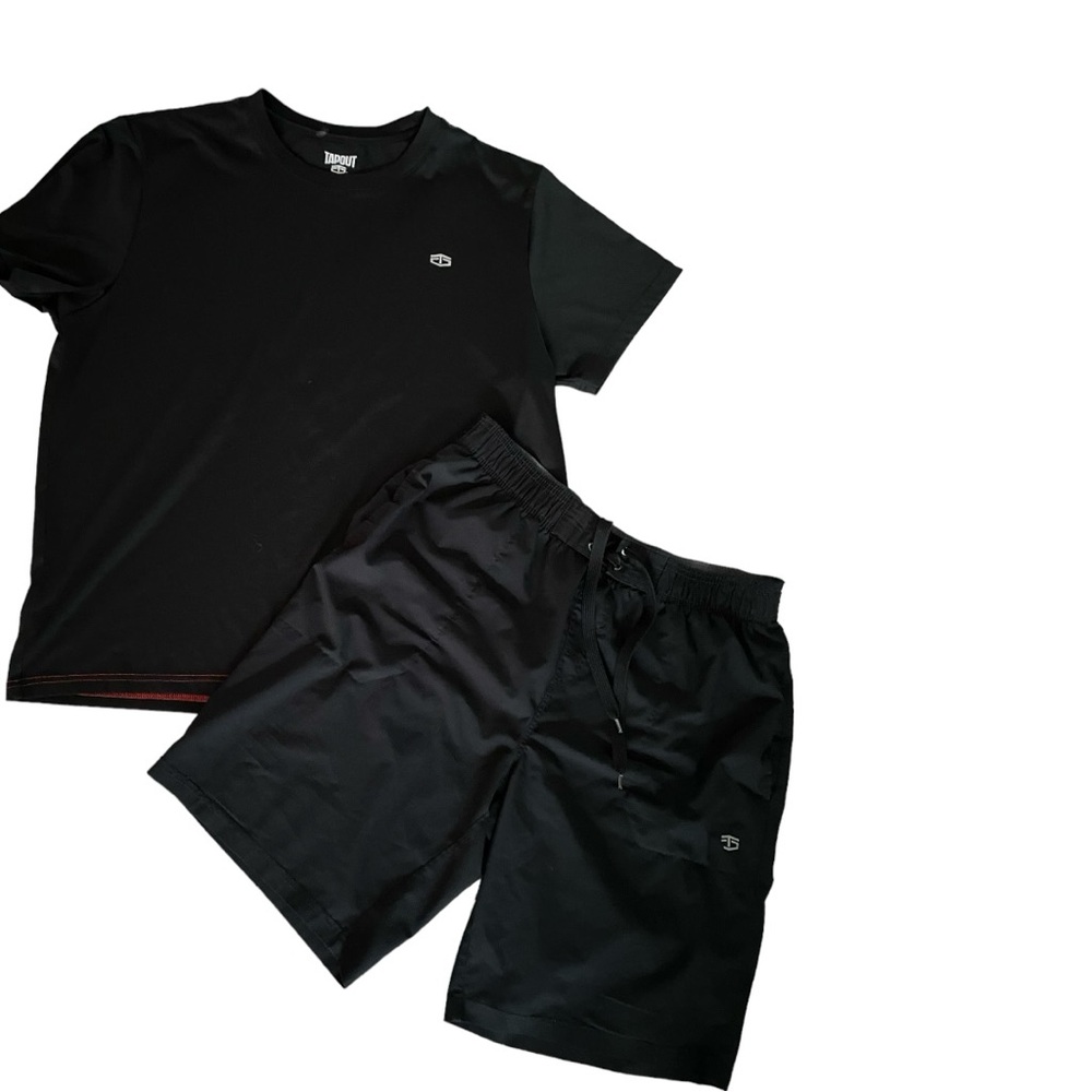 Men’s L/XL Tapout shorts and t shirt